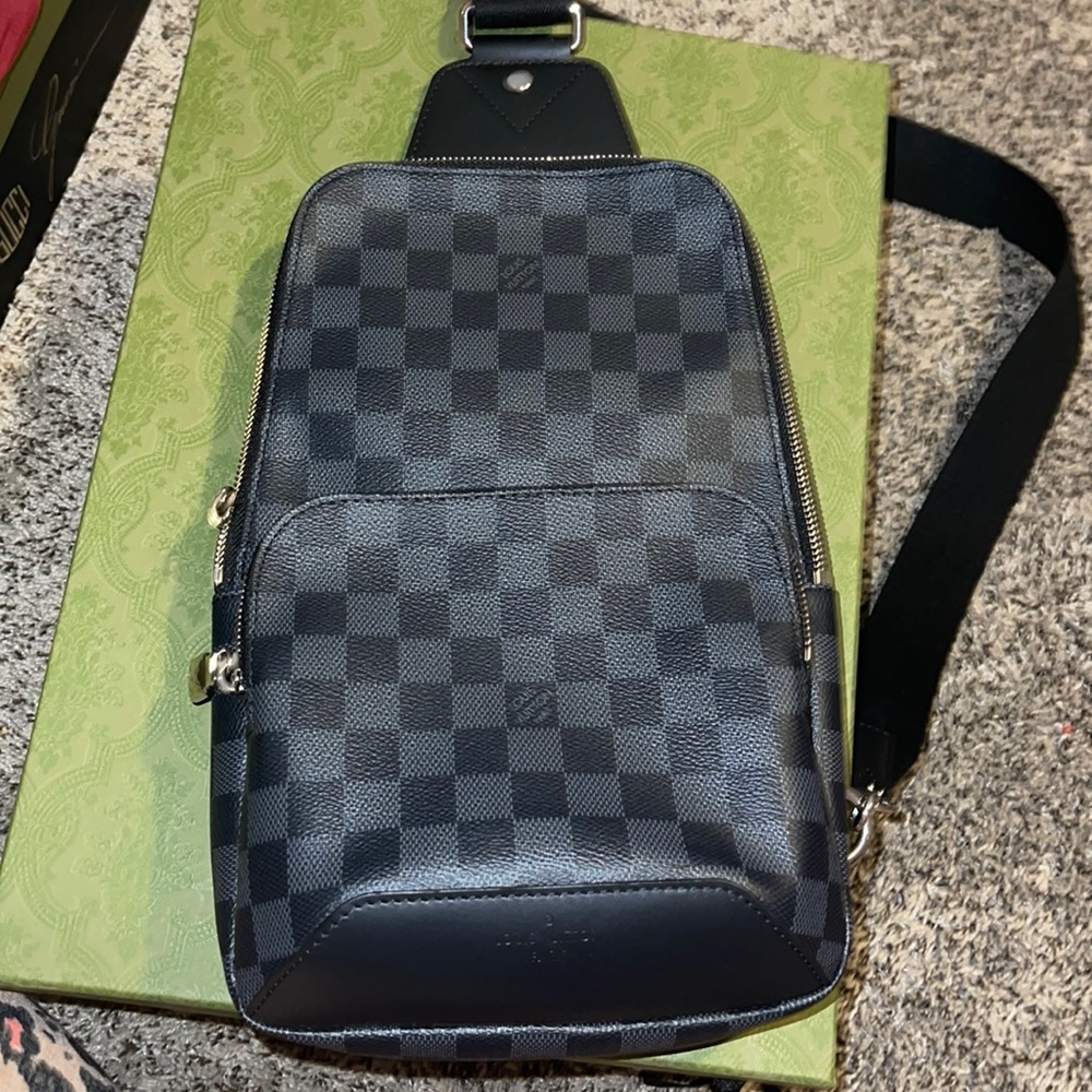 LV MAN BAG